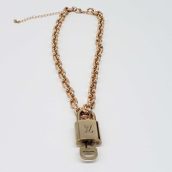 Authentic Louis Vuitton Lock & Key with Unbranded Gold Plated Chain Necklace - Picture 3 of 7